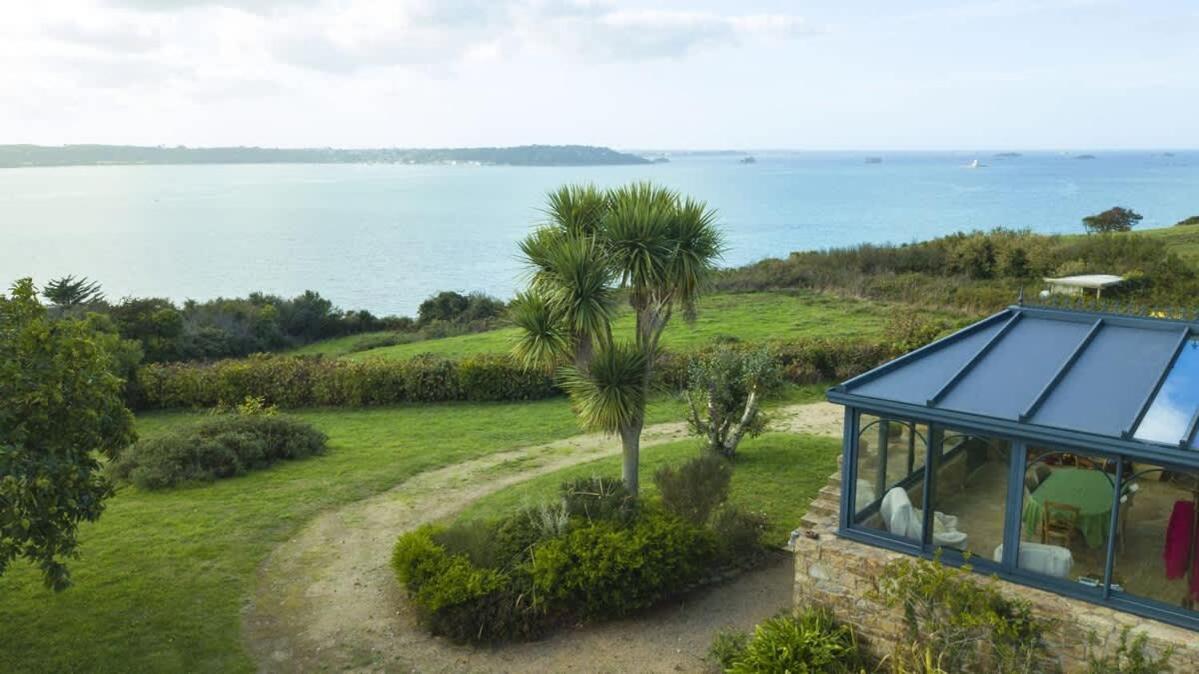 Kermartin - Maison De Famille Avec Vue Sur La Baie De Morlaix Plouézocʼh 外观 照片