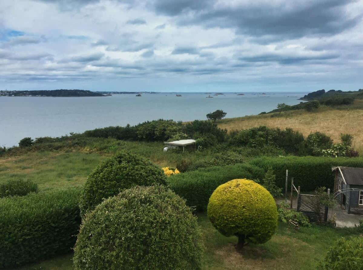 Kermartin - Maison De Famille Avec Vue Sur La Baie De Morlaix Plouézocʼh 外观 照片